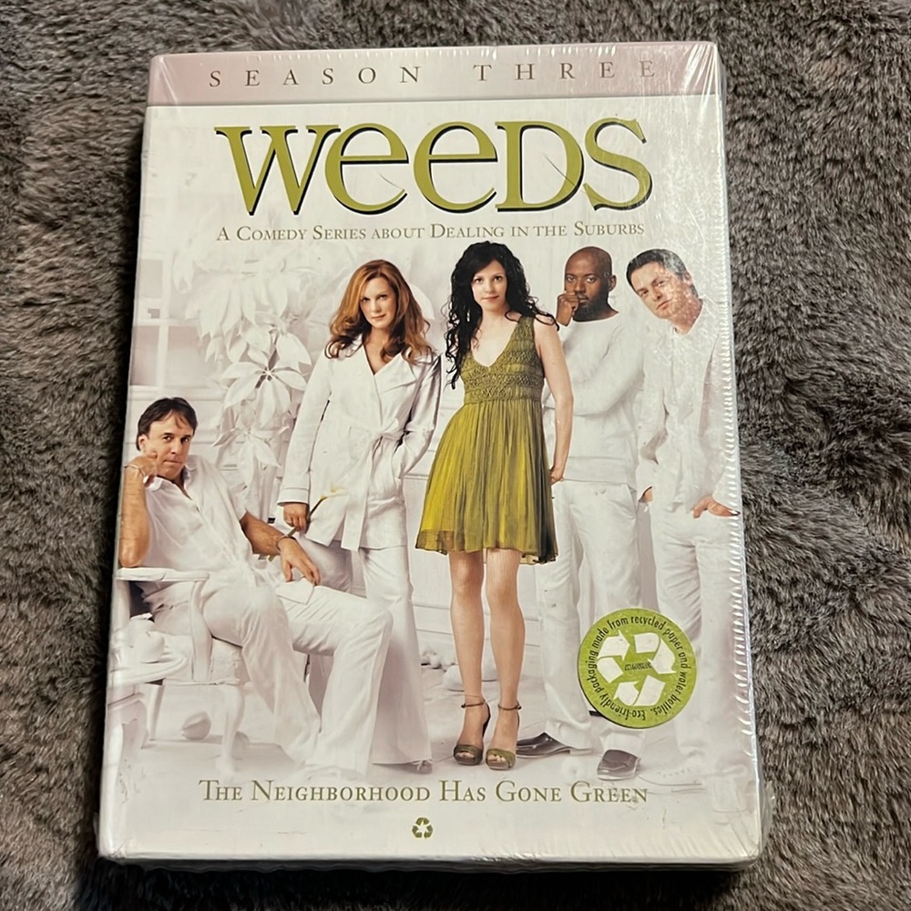 WEEDS SEASON 3 DVD 2010, 3-Disc Set Showtime TV Show NEW Sealed